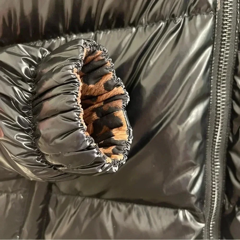 Alice + Olivia Durham black leopard print reversible puffer jacket size small